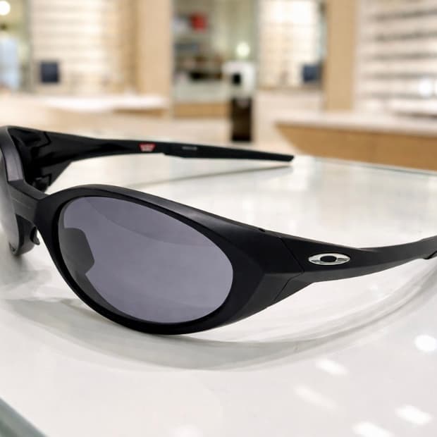 오클리 아이자켓 리덕스 블랙 실버 009438