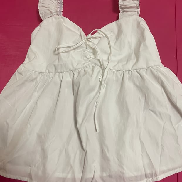 (새상품) 화이트 셔링 오프숄더 블라우스 FREE