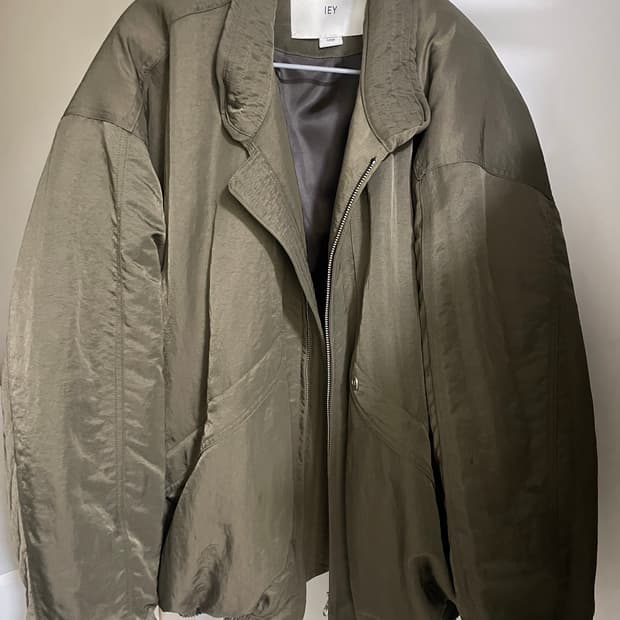 이에이 점퍼자켓