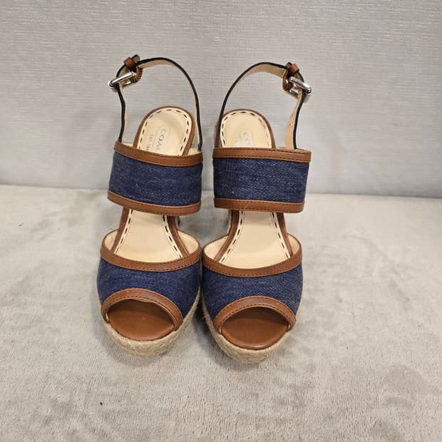 거의새거) 코치 데님 힐 샌들 225