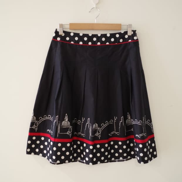 dot sketch skirt