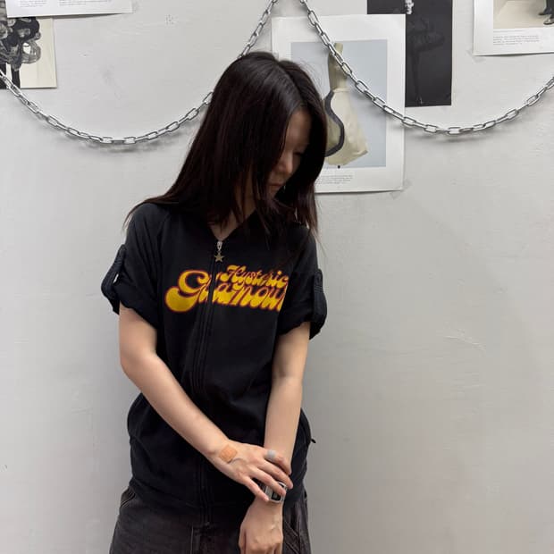 히스테릭 글래머 하프 로고 집업