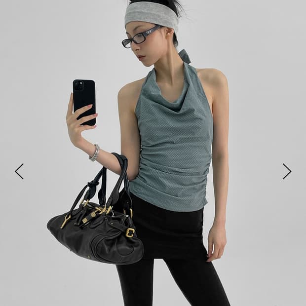 블랙업 카플란 체크 홀터 나시