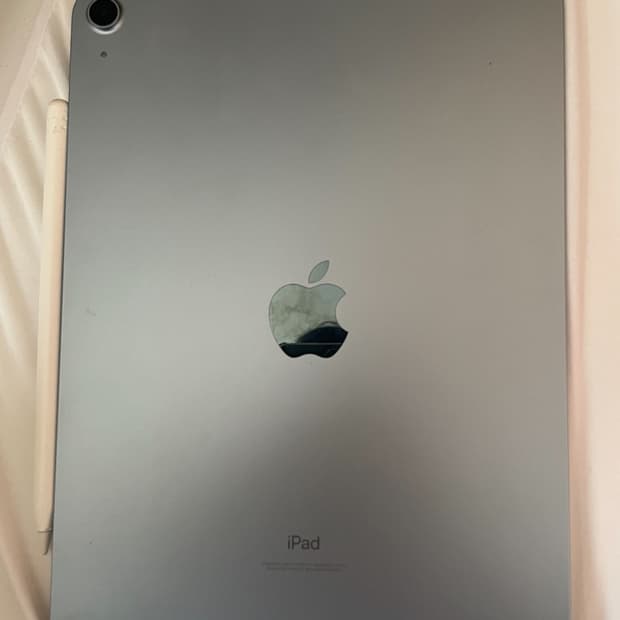 아이패드 에어4 + 펜슬2세대