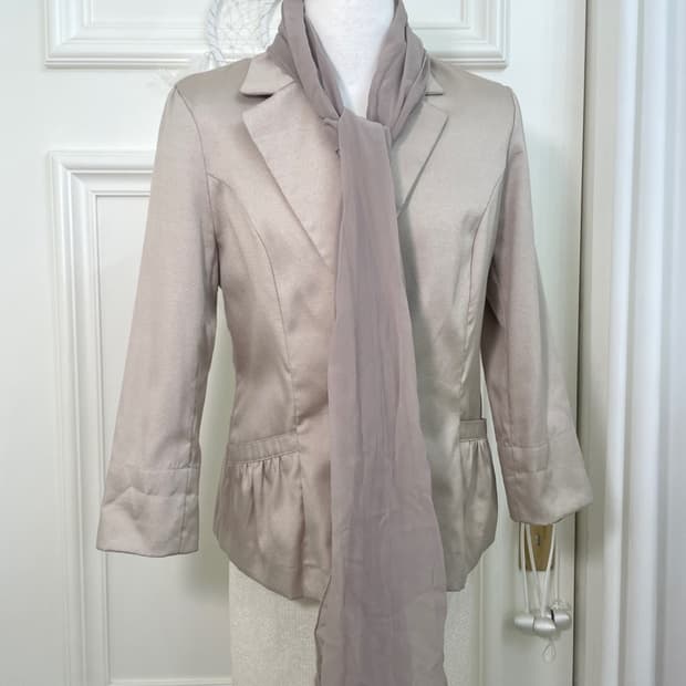 beigegray chiffon crease scarf