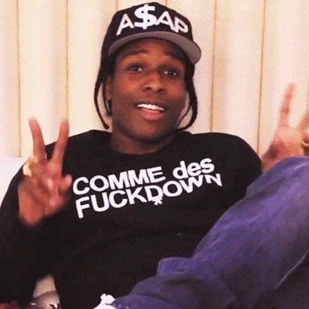 Comme des fuck down 티셔츠