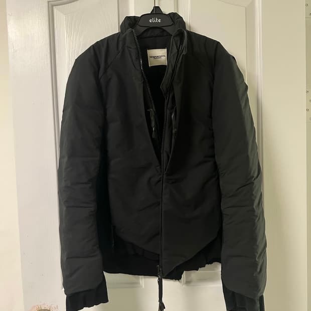 솔로이스트 사슴가죽 프리마로프트 자켓