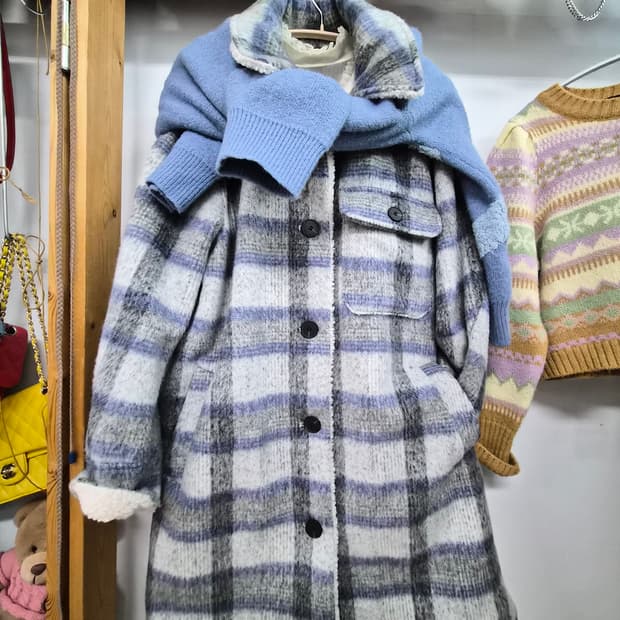 보브 뽀글 체크셔츠 코트