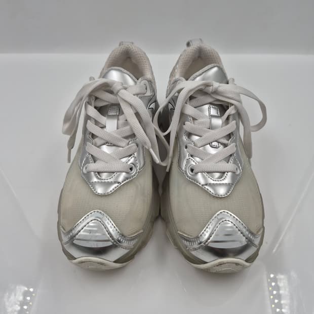 크리스찬 디올 바이브 스니커즈