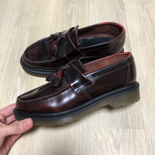 (230) 닥터마틴 Dr.martens 아드리안 태슬 로퍼 버건디