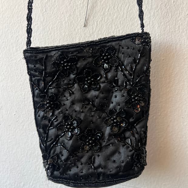 일본수입 핸드메이드 비즈공예 블랙 크로스백 미니백