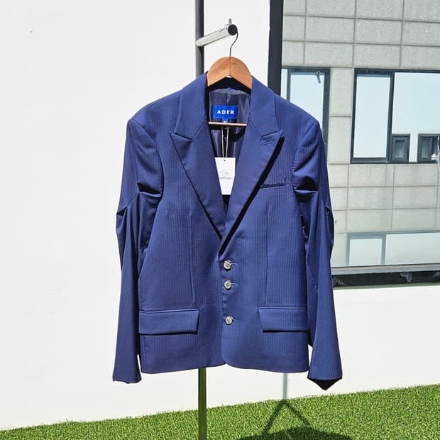 아더에러 20FW 블루썸 드레이핑 울 자켓