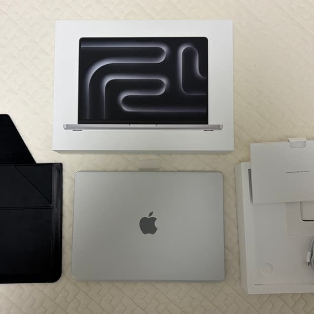 맥북프로m5 1TB 32G 나노텍스쳐 14 인치 실버