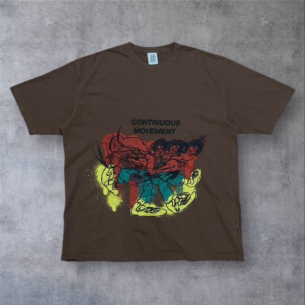 예스아이씨 프린팅 빅로고 브라운 반팔티