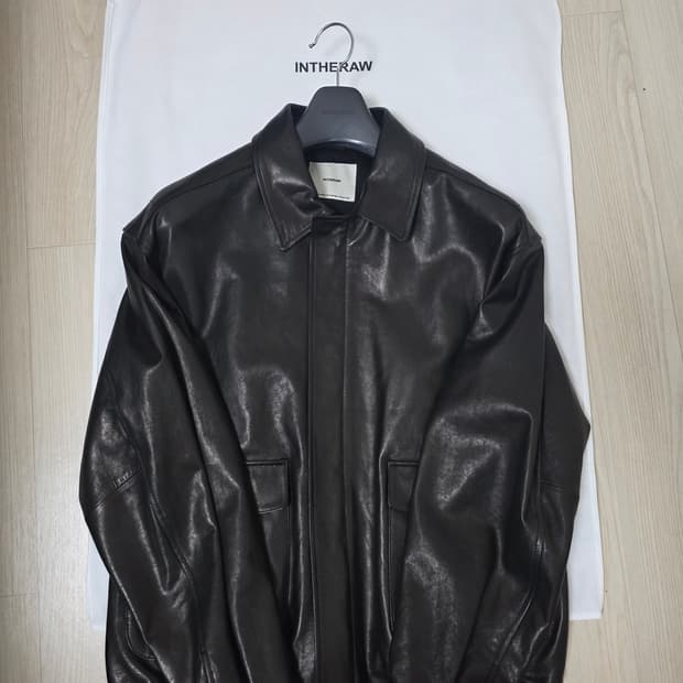 [3] 인더로우 A2 레더 자켓 블랙