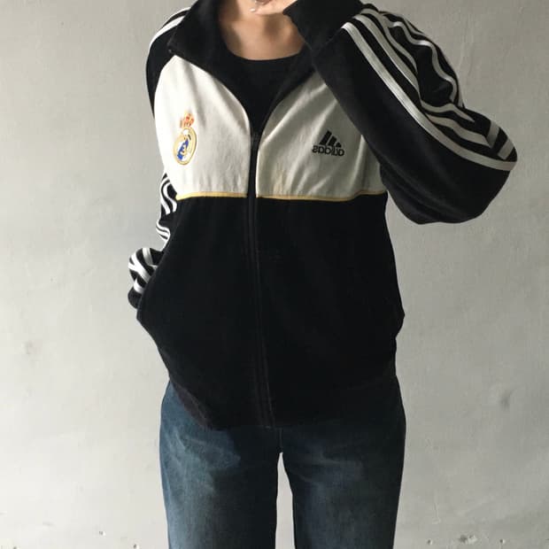 아디다스 레알마드리드 벨벳져지