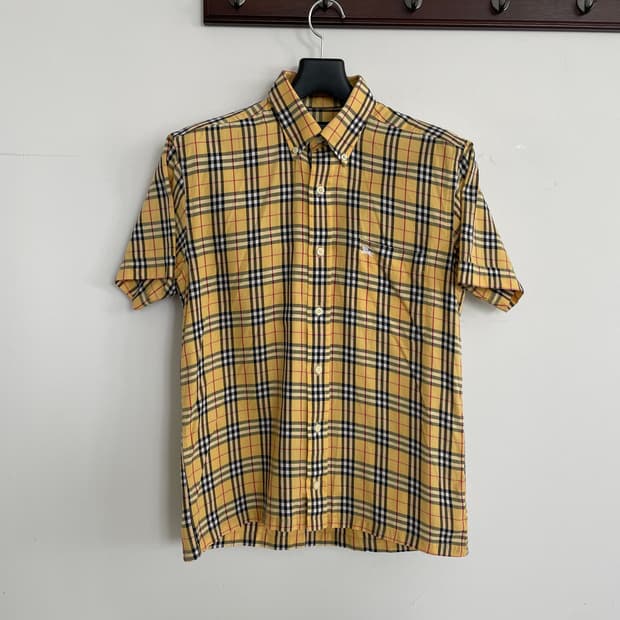 버버리 런던 공용 S,95,66 옐로우 노바체크 반팔 셔츠
