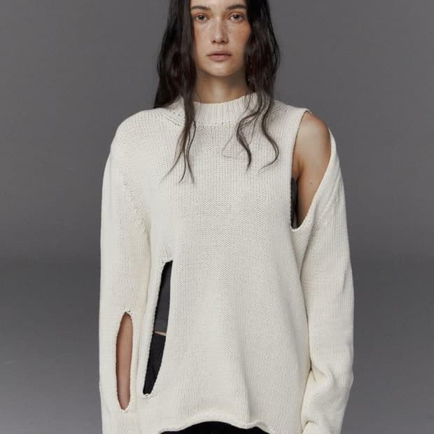 스튜디디오테이블 CUT OUT KNIT PULLOVER