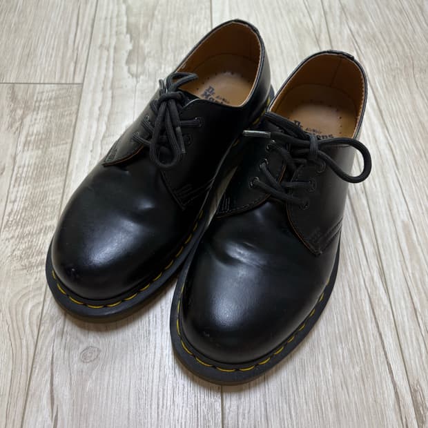 닥터마틴 1461 3홀 스무스 220