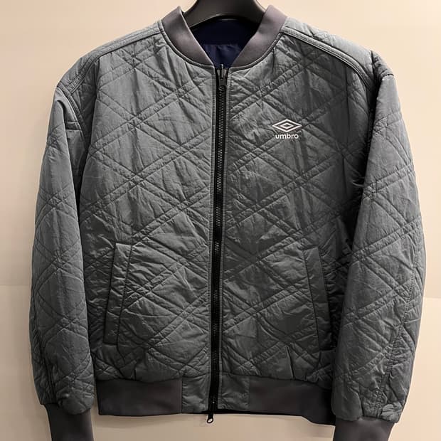 엄브로 리버시블 경량 패딩