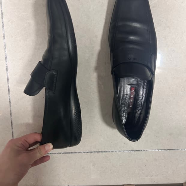 프라다 로퍼 270