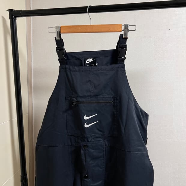 나이키 멜빵바지