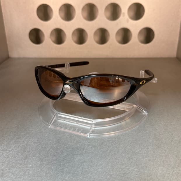 오클리 XX 트웬티 (2000)