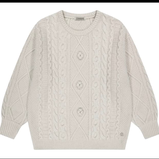 코이세이오 니트