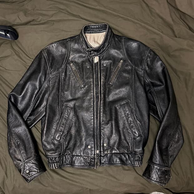 엘무드 스모커 카우하이드 바이커 레더 자켓 번트 블랙 46사이즈 판매