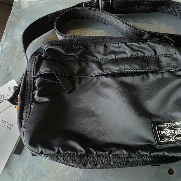 포터 프레임 숄더백
