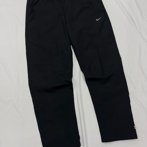 나이키 올블랙 스우시 와이드 트랙팬츠 Size: M