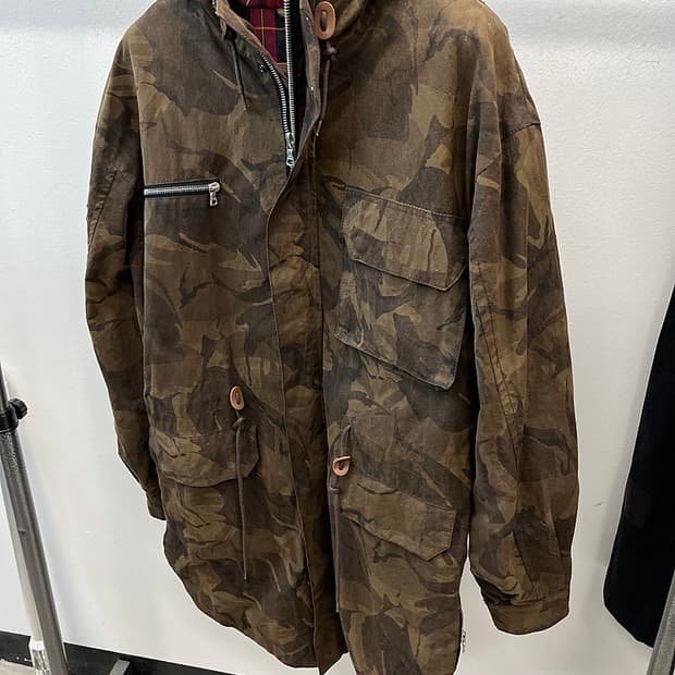 100-105) 리프리젠트 왁스 카모 야상자켓