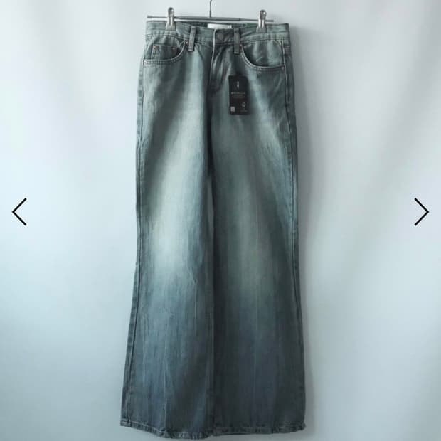 키이라 로우 빈티지 부츠컷 구해요!