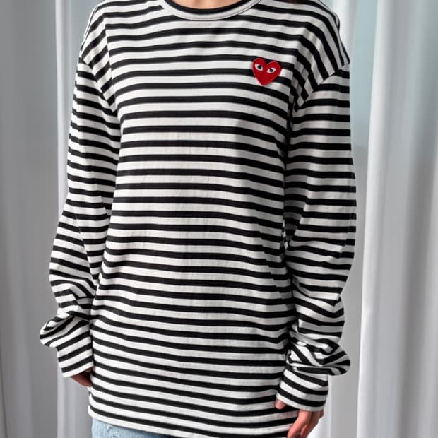 [XL]꼼데가르송 레드 하트 와펜 스트라이프 롱 슬리브