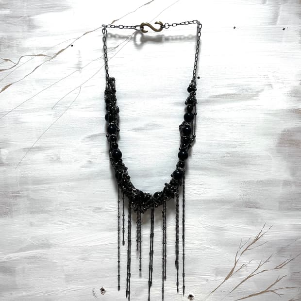 A pearl layering necklace