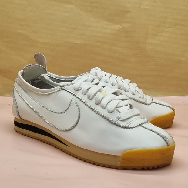 나이키 코르테즈 흰색 운동화 230