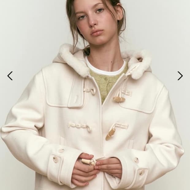 키르시 제리 크롭 토글 숏 코트 아이보리