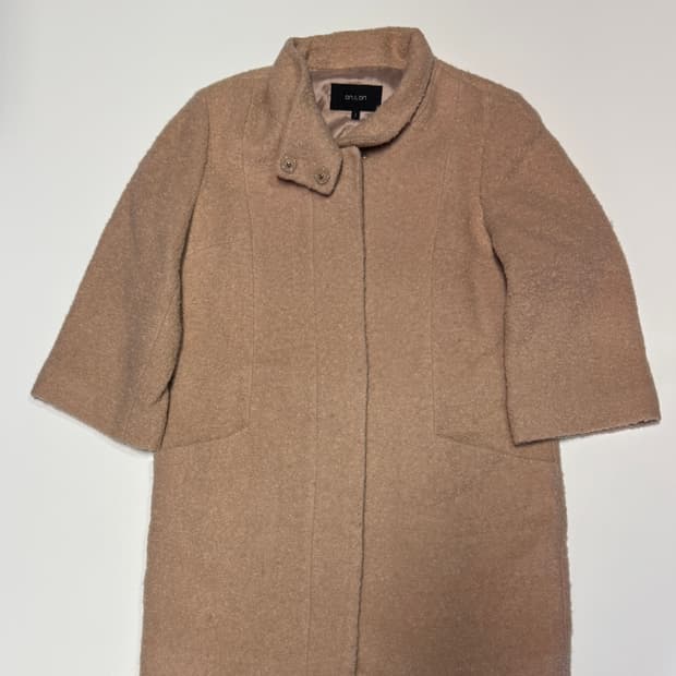 여성 온앤온 On & On 귀여운 부클 코트