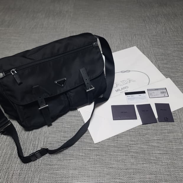 프라다 리나일론사피아노 투포켓 메신저백 크로스백 1bd738 숄더백