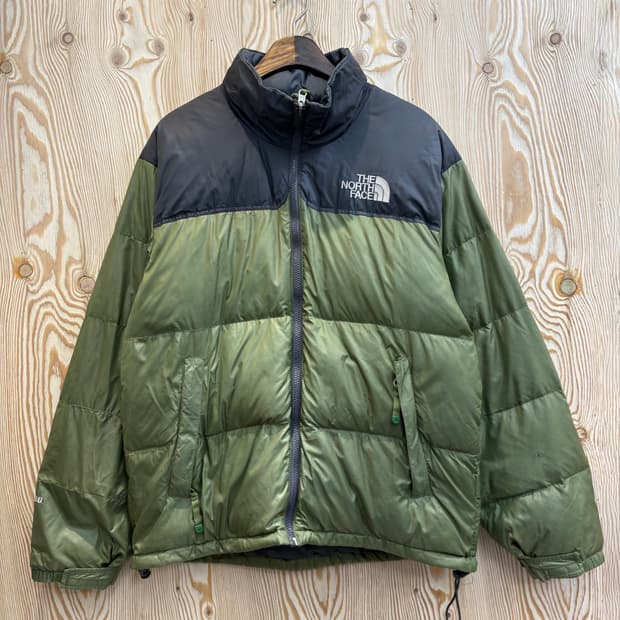 노스페이스 눕시 700 올리브 블랙 패딩