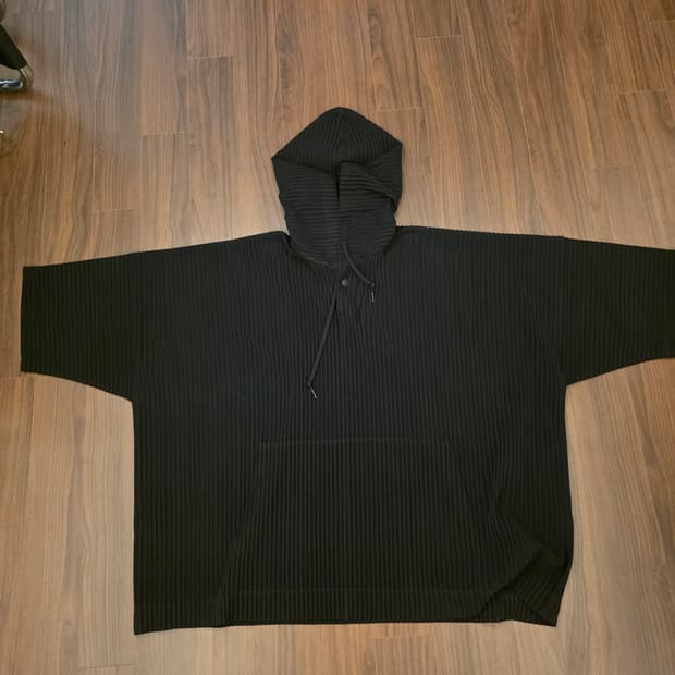 옴므플리세 후드티 