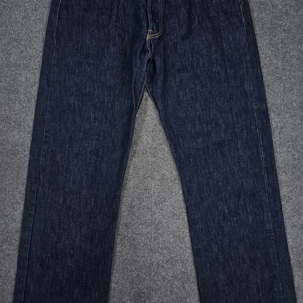 리바이스 501 오리지널 스트레이트핏(급처)