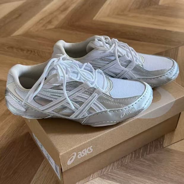 아식스 하이퍼싱크 화이트 퓨어 실버 240mm