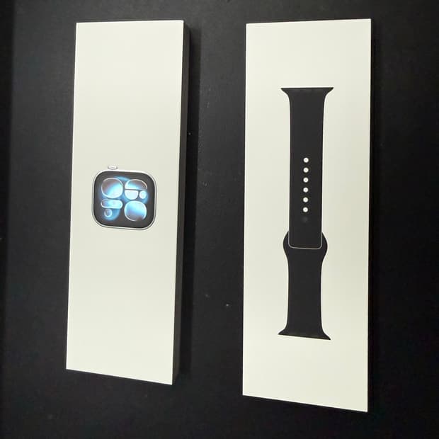 애플워치 11 42mm 스페이스그레이 (정품밀레니즈루프 포함)