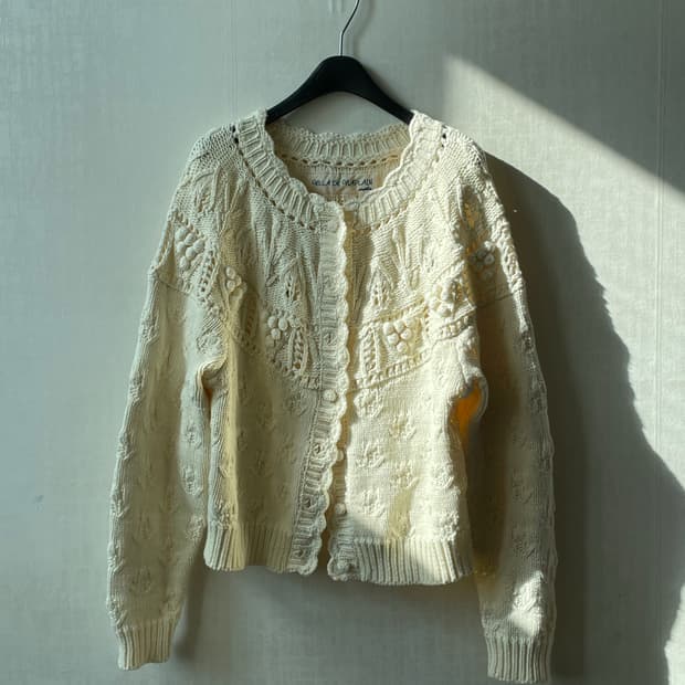 비아플레인 가디건