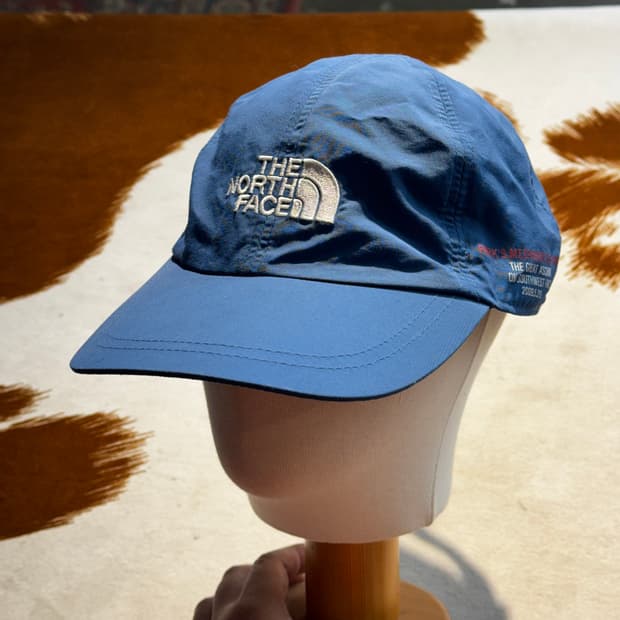 노스페이스 나일론 한정판 볼캡 (OS) 고프코어