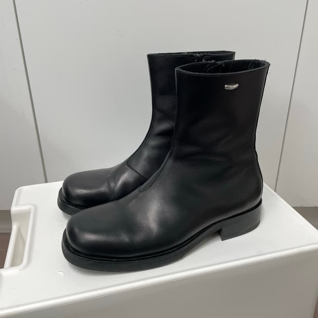 아워레가시 카미온 블랙 42