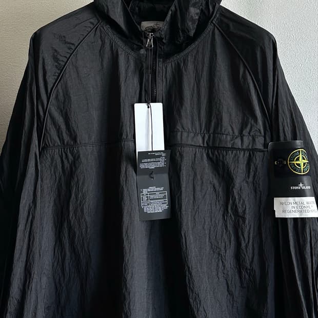 스톤아일랜드 에코닐 와트로 tc 아노락 XL(105-110) 새상품