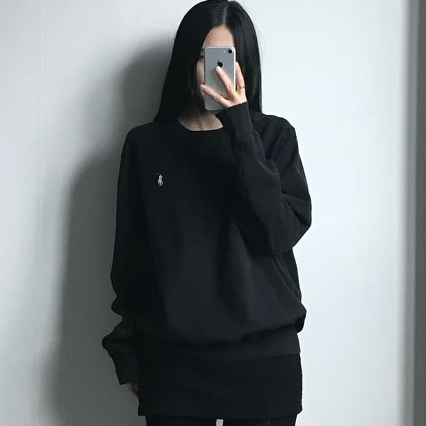 폴로 랄프로렌 자수로고 블랙 맨투맨