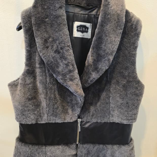 GENA 여성 양털 조끼